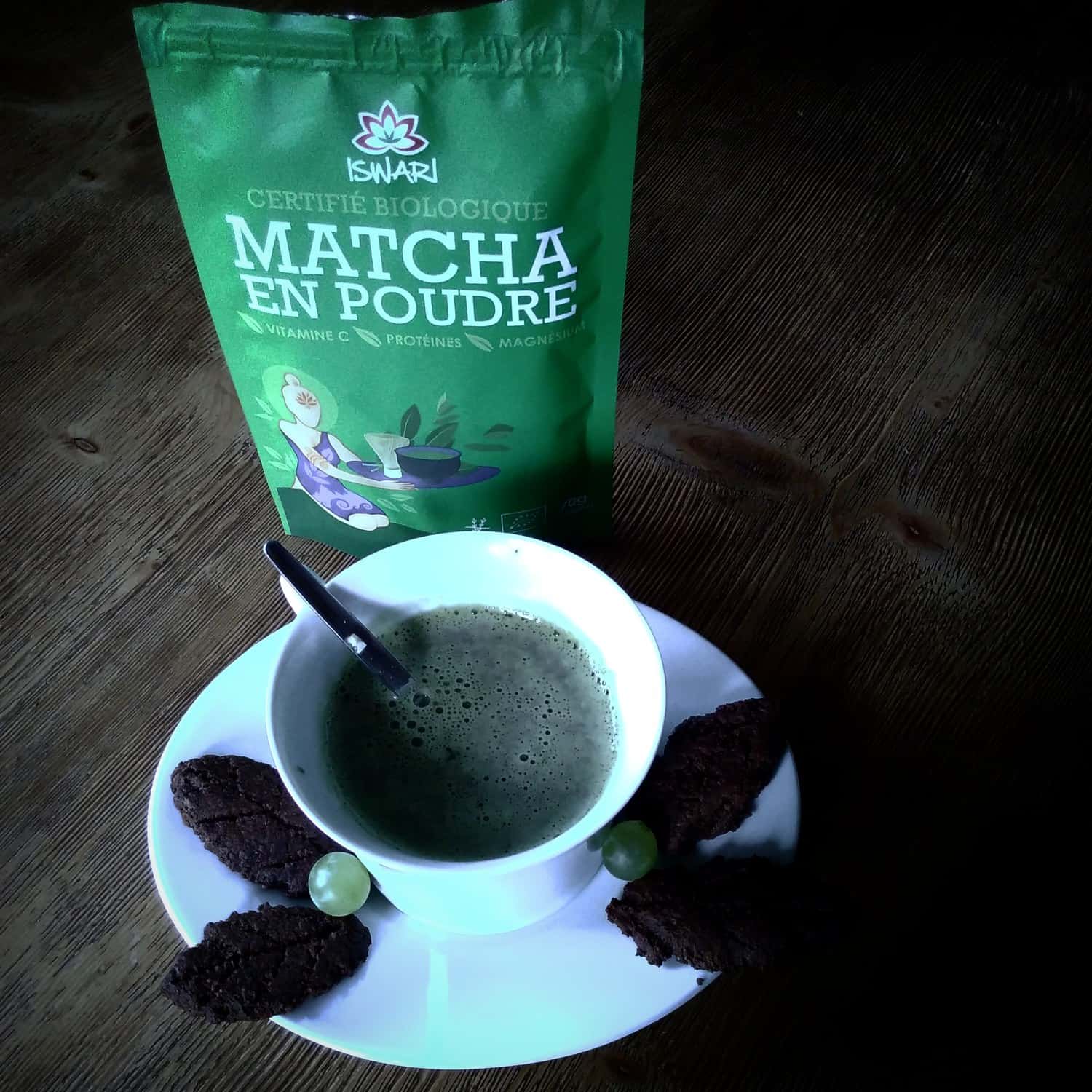 THE MATCHA BISCUITS MACACCINO