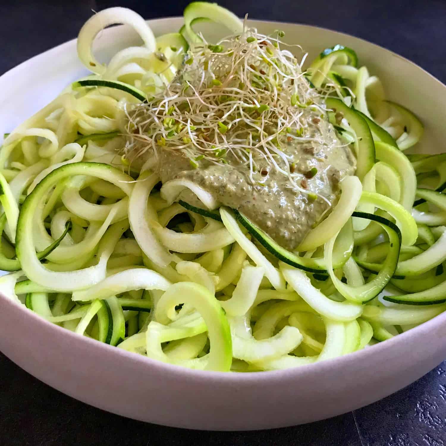 tagliatelles sauce pesto chanvre iswari